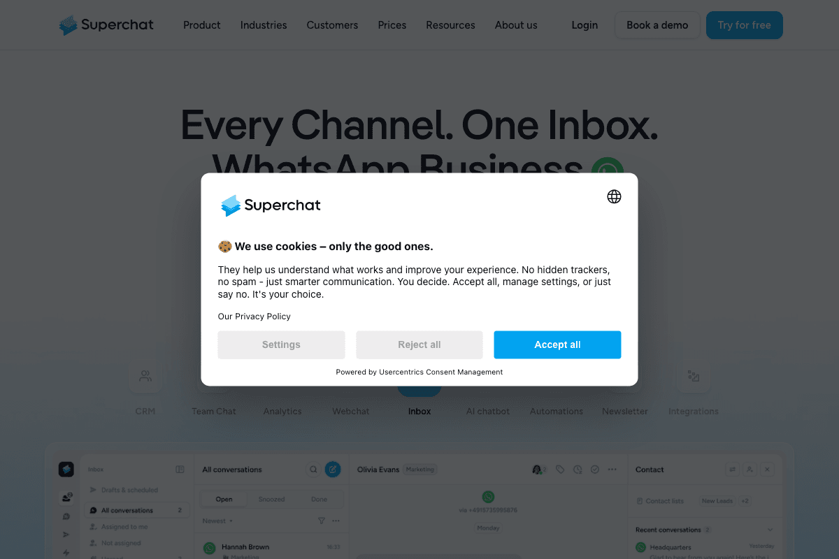 Superchat homepage interface and features - marketing tool review